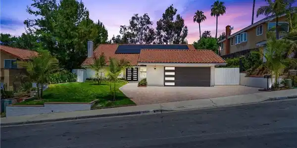 26631 La Sierra Drive