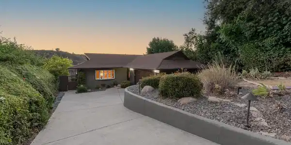 4031 CANYON DELL Drive