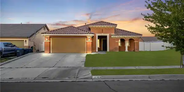 1016 Canyon W