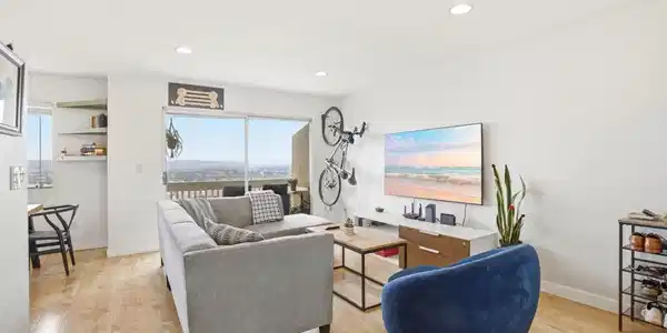 4226 La Pinata Way