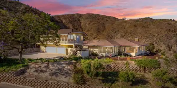 1140 San Clemente Way