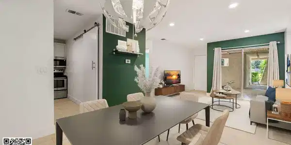 510 N Villa Court