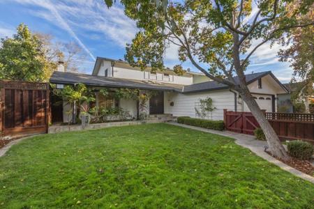 1092 Del Cambre Drive