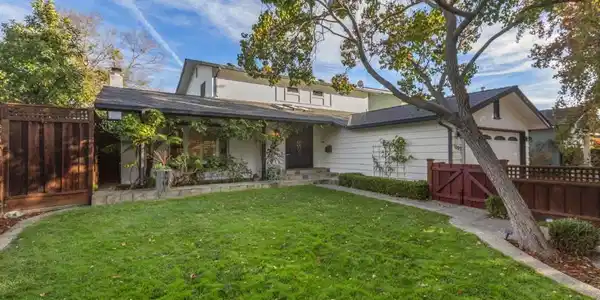1092 Del Cambre Drive