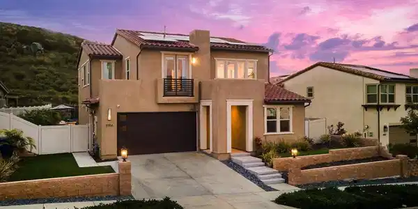 8956 HIGHTAIL DR