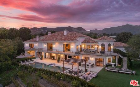 6110 Merritt Drive