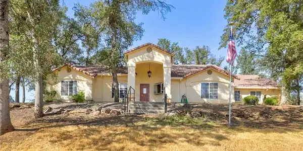 4139 Vista Grande Way