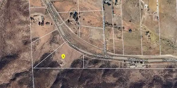 1 Elizabeth Lake Rd Vic 58th W