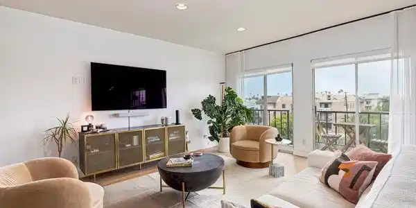 1115 S Elm Drive