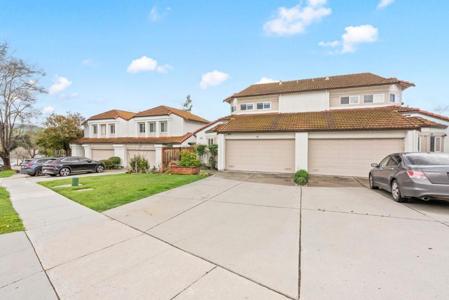 436 E Branham Lane