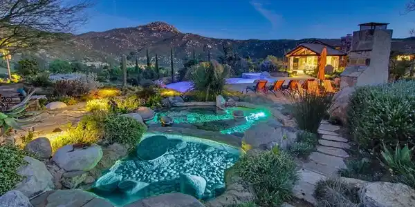 3930 Via Palo Verde Lago