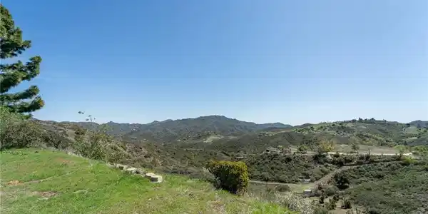 1542 Decker Canyon Road