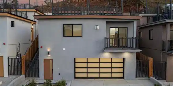 4854 Buchanan