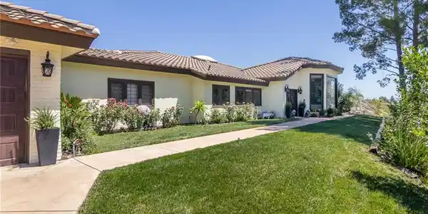255 Bell Canyon Road