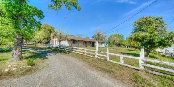 40 Oakview Court