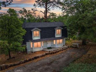 716 Villa Grove Avenue