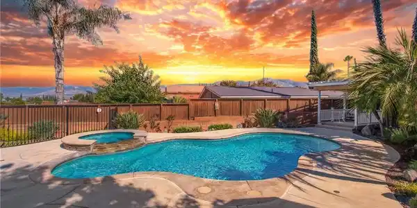29 Meadowbrook