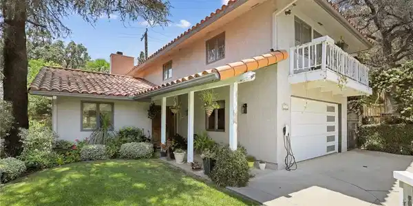 749 Canyon Crest Drive
