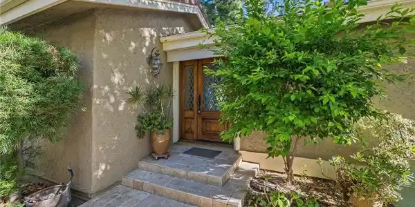 113 Conifer Circle