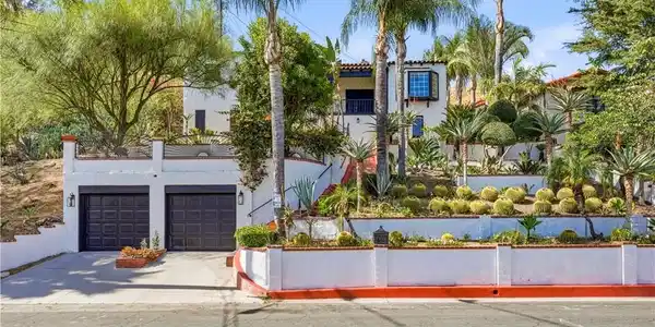 980 W Edgehill