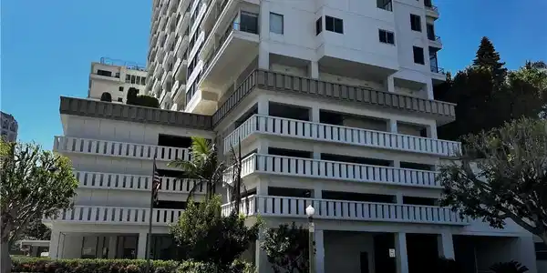10501 Wilshire
