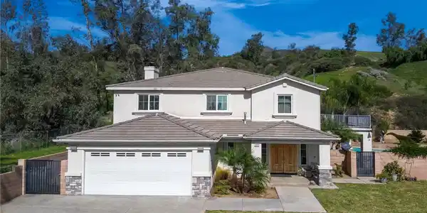 3772 Elm