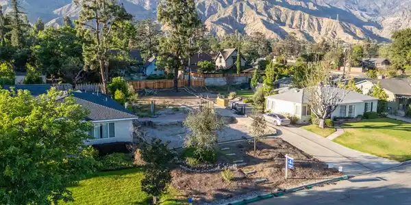 1231 Meadowbrook Road