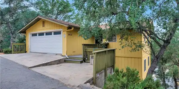 2615 Crows Nest