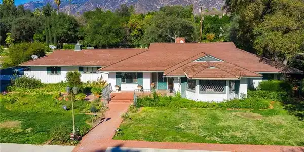 1127 W Foothill Boulevard