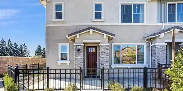 16681 Wyndham