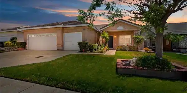 15355 Darlene