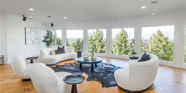 3828 Alomar Drive
