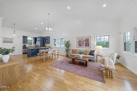 364 N Avenue 53