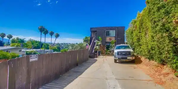 4348 College Avenue