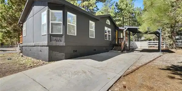 313 Brewer Way