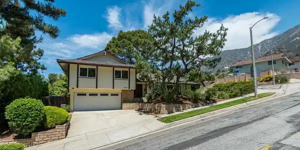 5537 Pine Glen Road