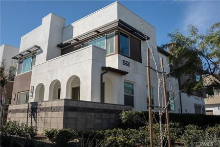 3520 E Peckham Paseo