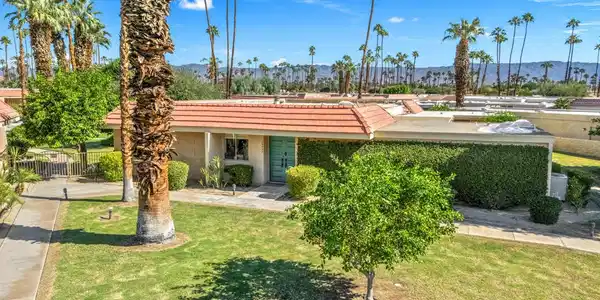 76890 Iroquois Drive