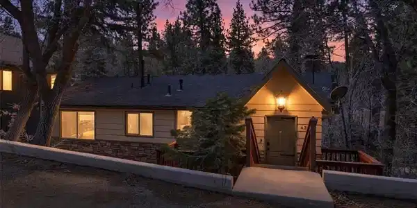 43335 Bow Canyon