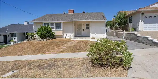 2623 N Parish Place