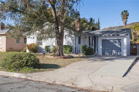 1290 Lomita Road