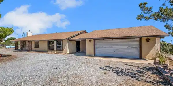 2722 Arrowhead