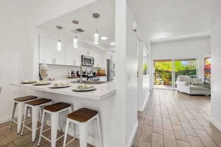 72506 Desert Flower Drive