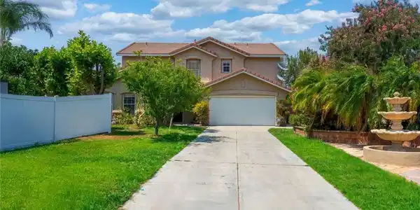 16458 Denhaven Court