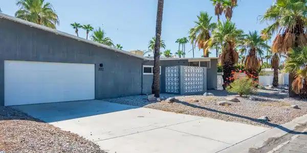 2272 N Starr Road