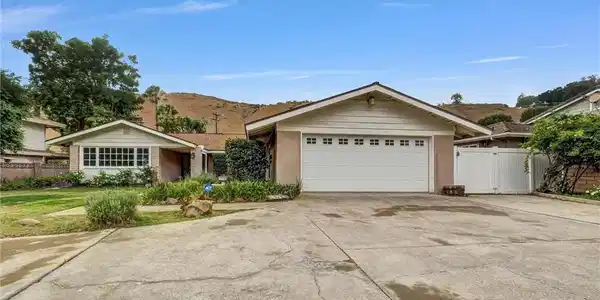 125 Lilac Lane