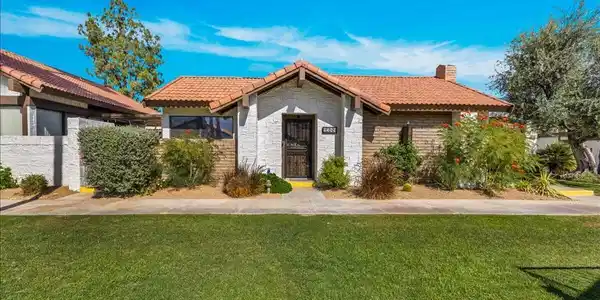 2389 E Miramonte Circle