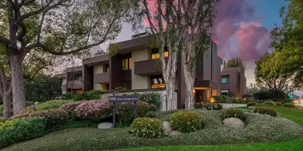 1 S Orange Grove Boulevard