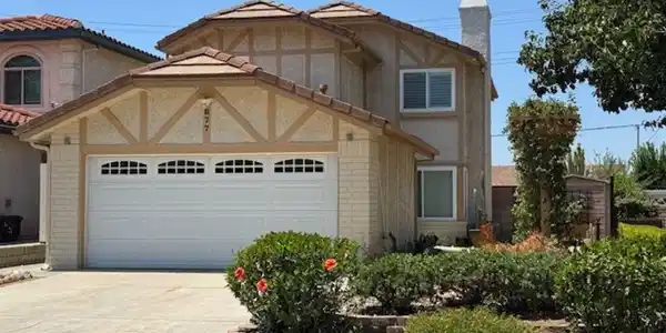 877 Chelsea Court