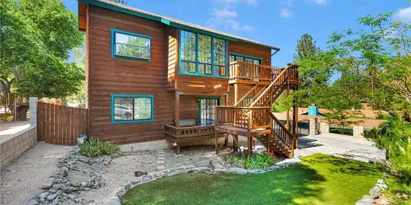 1880 Blackbird Rd.
